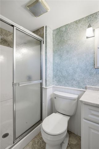 18 Continental Drive, Middletown, RI 02842