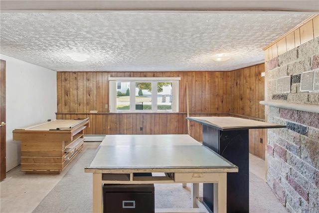 18 Continental Drive, Middletown, RI 02842