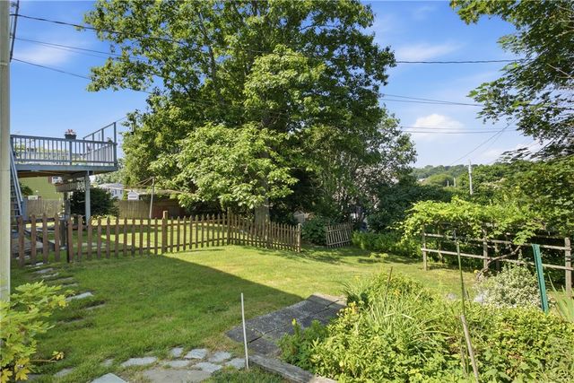 18 Continental Drive, Middletown, RI 02842