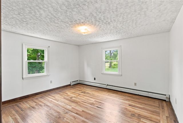 18 Continental Drive, Middletown, RI 02842