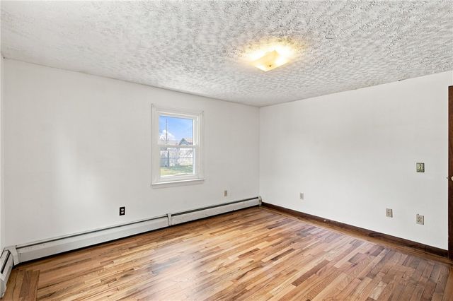 18 Continental Drive, Middletown, RI 02842