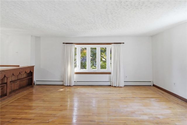 18 Continental Drive, Middletown, RI 02842