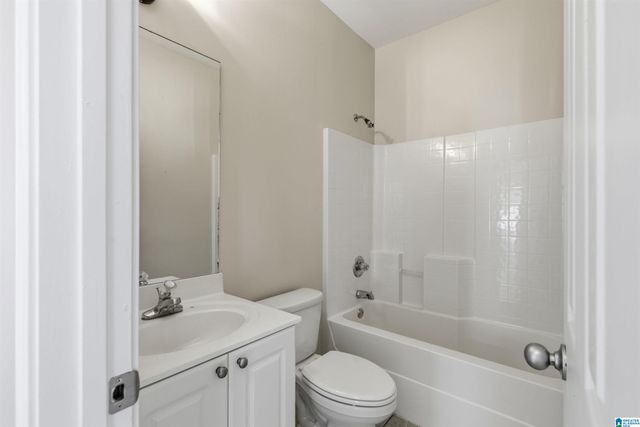 225 STONECREEK WAY, Helena, AL 35080