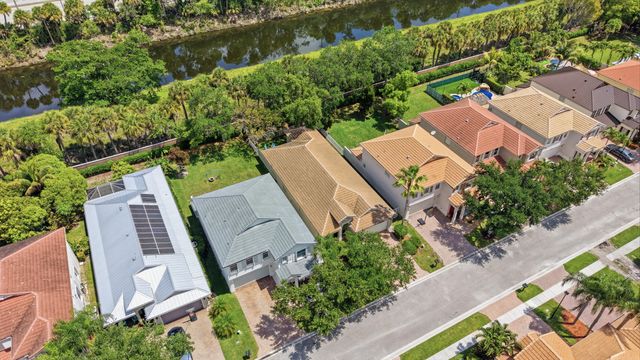 283 Mulberry Grove Road, West Palm Beach, FL 33411