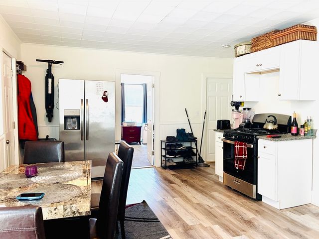 579 Bay St 2, Taunton, MA 02780