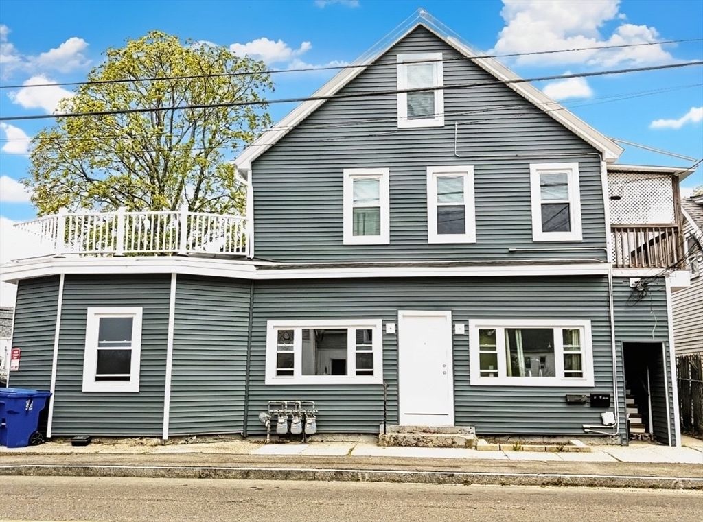 579 Bay St 2, Taunton, MA 02780