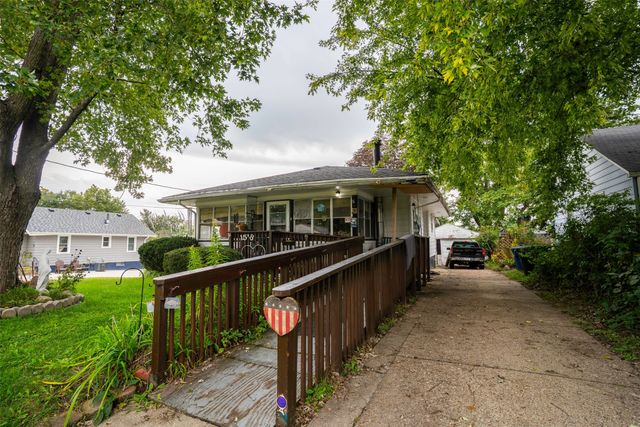 1518 E 32nd Street, Des Moines, IA 50317
