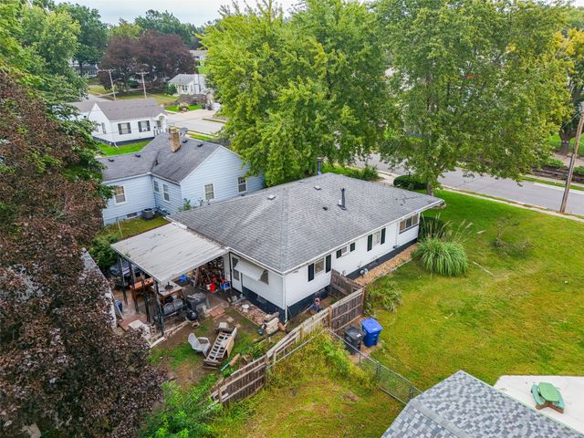 1518 E 32nd Street, Des Moines, IA 50317