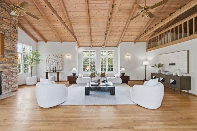 11915 Shadybrook Court, Saratoga, CA 95070