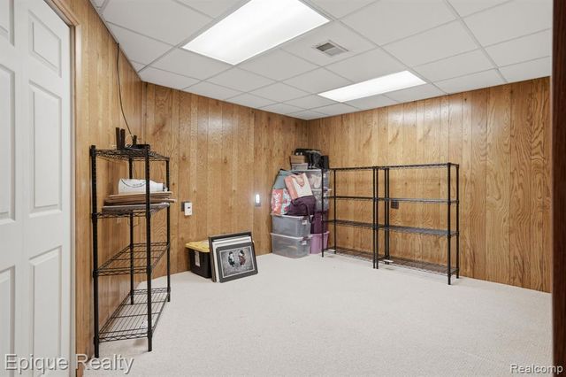 6607 Ridgeview Drive, Clarkston, MI 48346