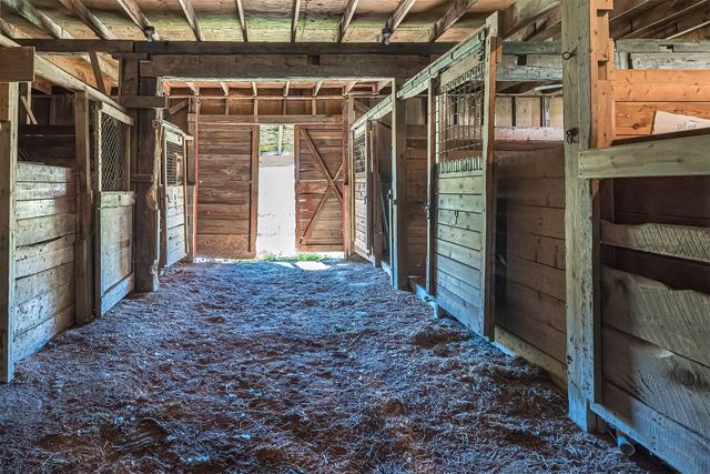 24994 DRAKES MILLS Road, Cambridge Springs, PA 16403