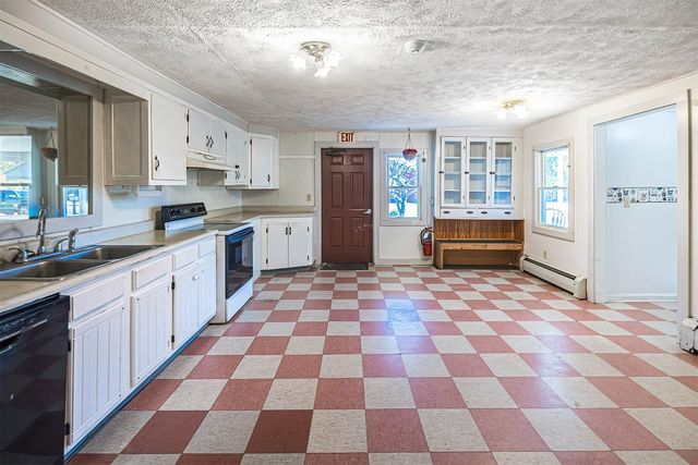 24994 DRAKES MILLS Road, Cambridge Springs, PA 16403