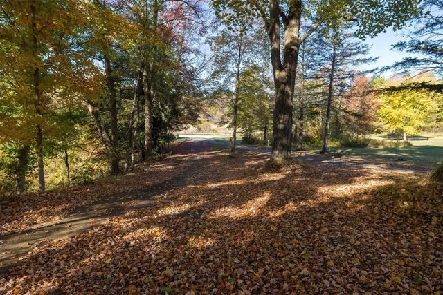 24994 DRAKES MILLS Road, Cambridge Springs, PA 16403