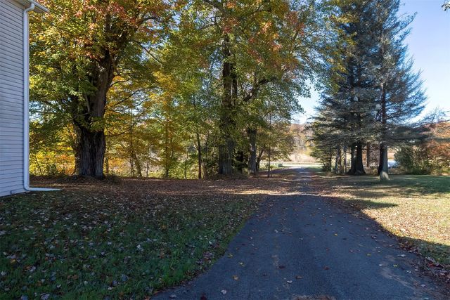 24994 DRAKES MILLS Road, Cambridge Springs, PA 16403