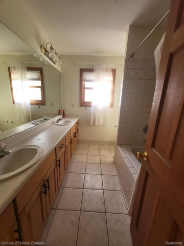 5180 Piersonville Road, Marathon Township, MI 48421