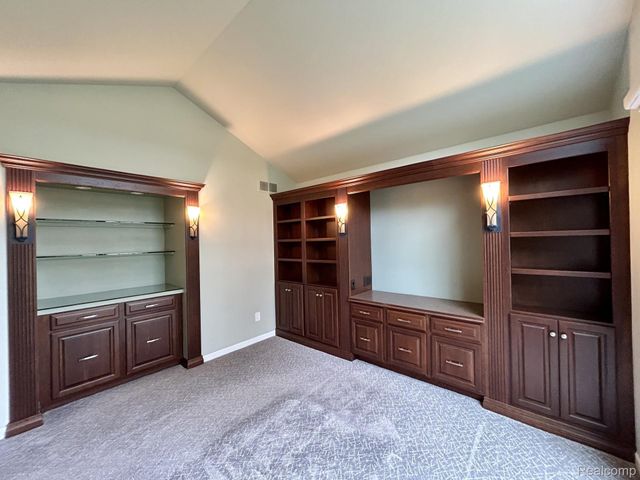 4791 Roundtree Drive 1, Genoa Township, MI 48116