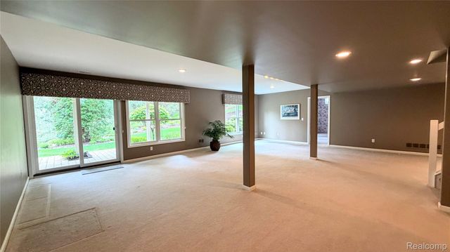 4791 Roundtree Drive 1, Genoa Township, MI 48116
