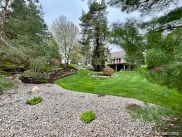 4791 Roundtree Drive 1, Genoa Township, MI 48116