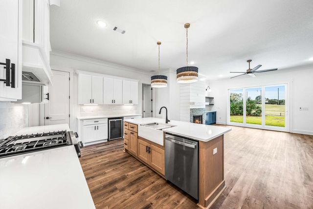 655 Emerald Bay Drive, Destin, FL 32541