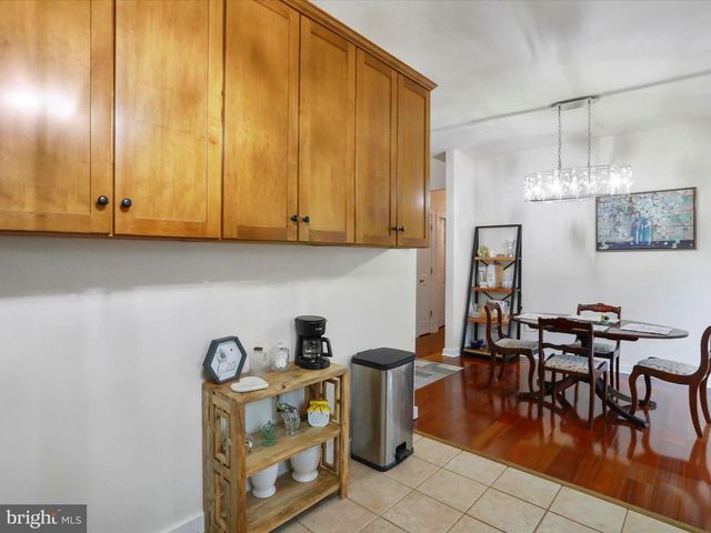 5708 STRASBURG RD, Strasburg, VA 22657