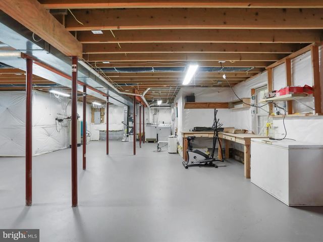5708 STRASBURG RD, Strasburg, VA 22657