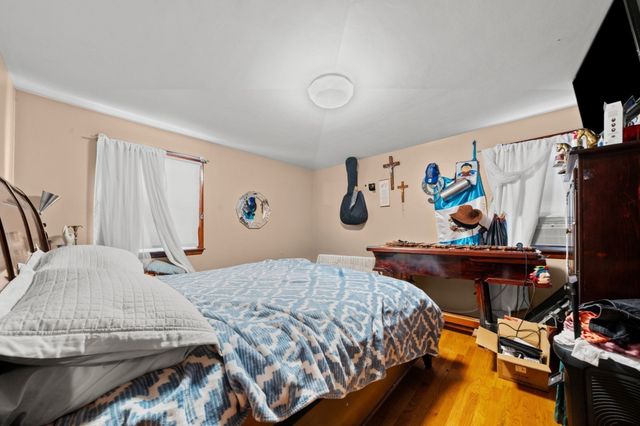 79 Johnson St, Lynn, MA 01902