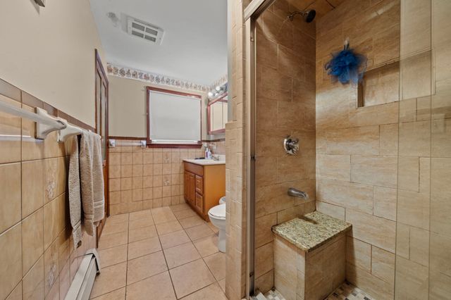 79 Johnson St, Lynn, MA 01902