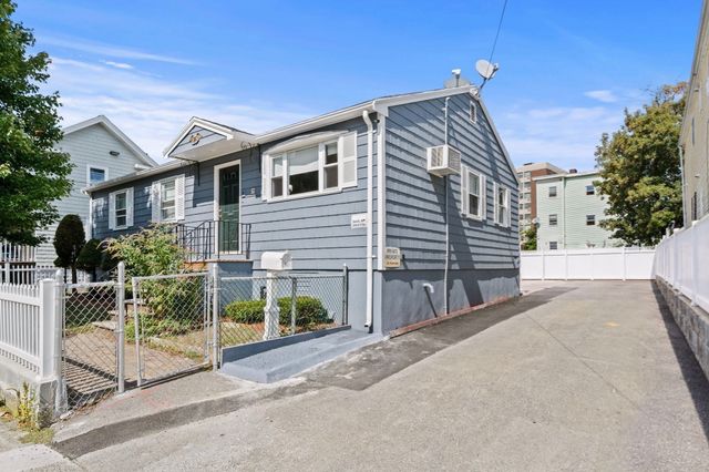 79 Johnson St, Lynn, MA 01902