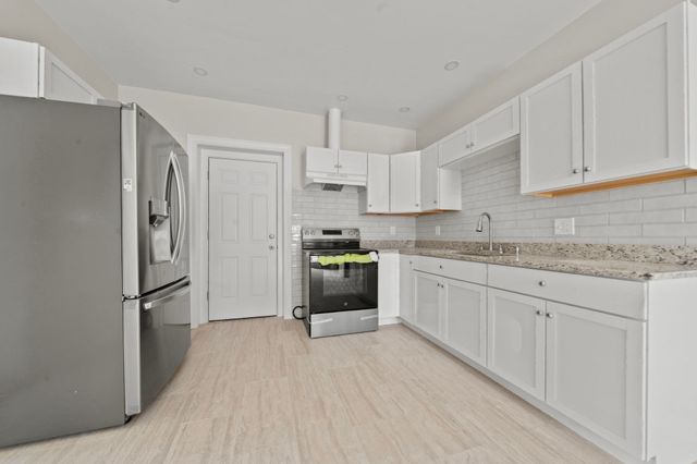 79 Johnson St, Lynn, MA 01902