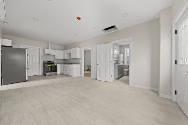 79 Johnson St, Lynn, MA 01902