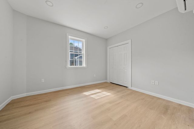79 Johnson St, Lynn, MA 01902