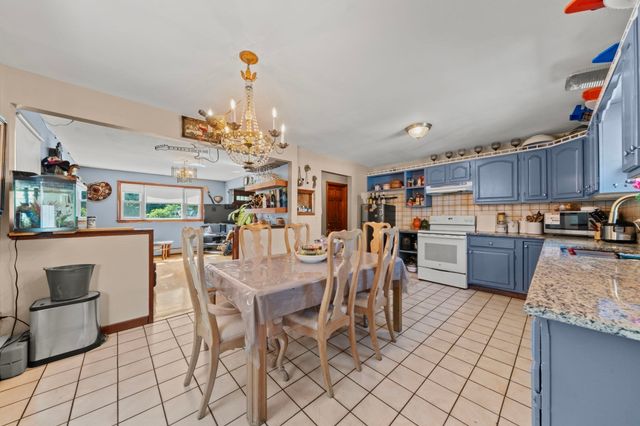 79 Johnson St, Lynn, MA 01902