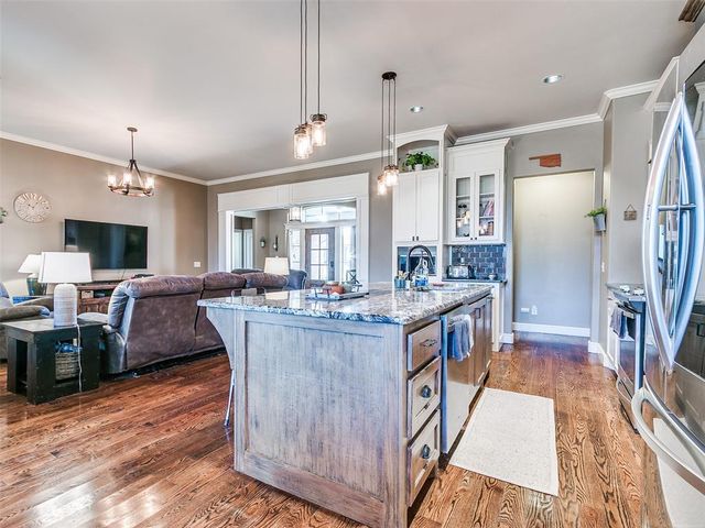 9009 NW 85th Street, Yukon, OK 73099