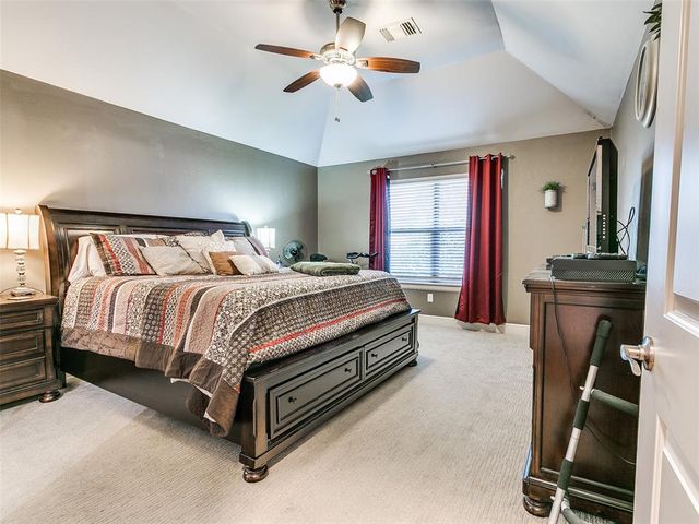 9009 NW 85th Street, Yukon, OK 73099