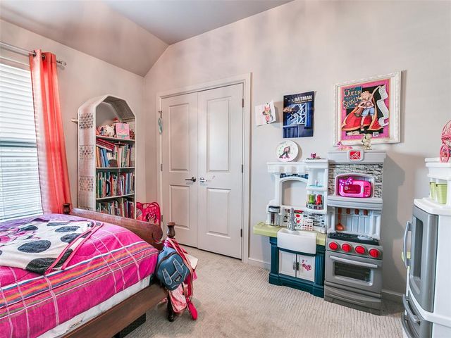 9009 NW 85th Street, Yukon, OK 73099