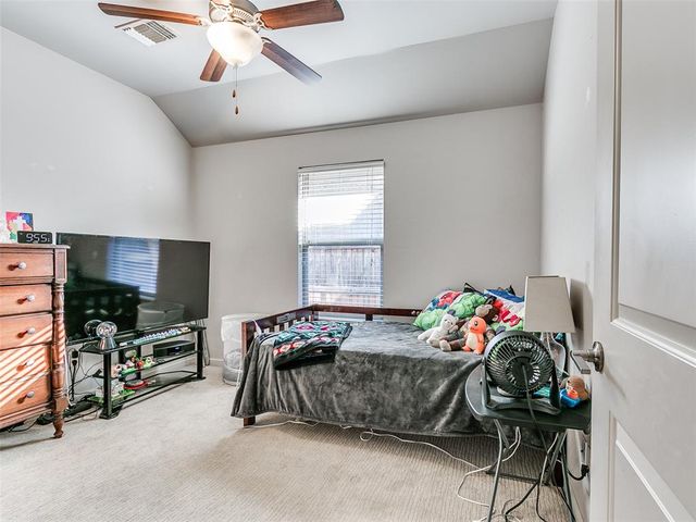 9009 NW 85th Street, Yukon, OK 73099