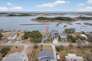 400 Atkinson Point Road, Surf City, NC 28445