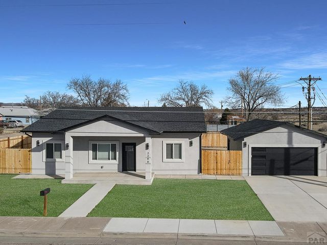 2200 Lewis Ave, Pueblo, CO 81003
