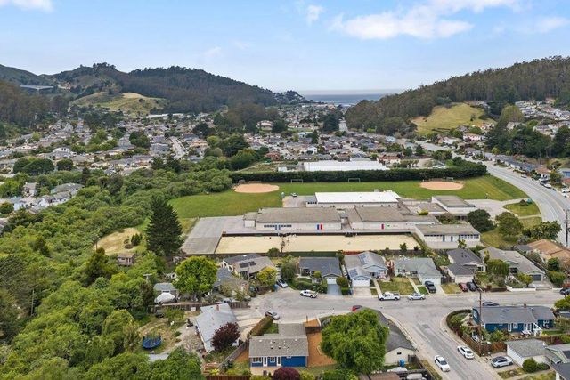 1336 Avila Court, Pacifica, CA 94044