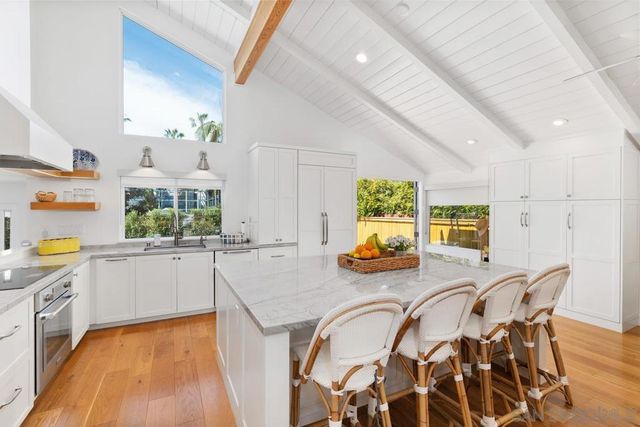 8238 Paseo Del Ocaso, La Jolla, CA 92037