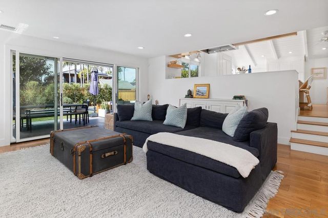 8238 Paseo Del Ocaso, La Jolla, CA 92037