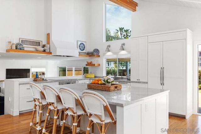 8238 Paseo Del Ocaso, La Jolla, CA 92037