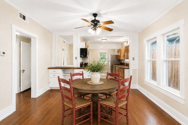 953 Myrta St, Kerrville, TX 78028