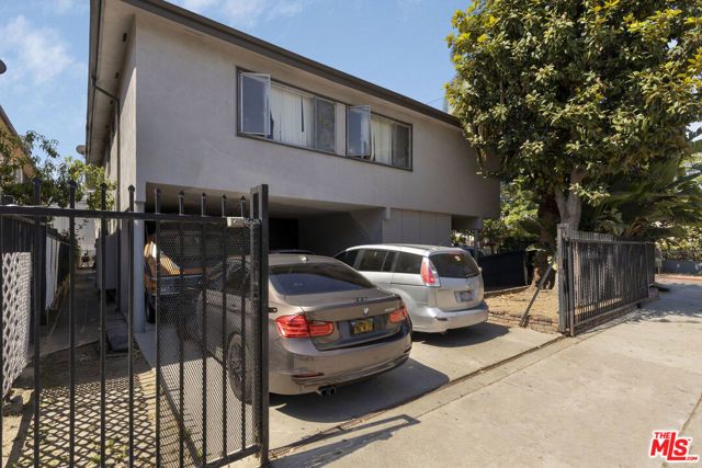 1014 N El Centro Avenue, Los Angeles, CA 90038