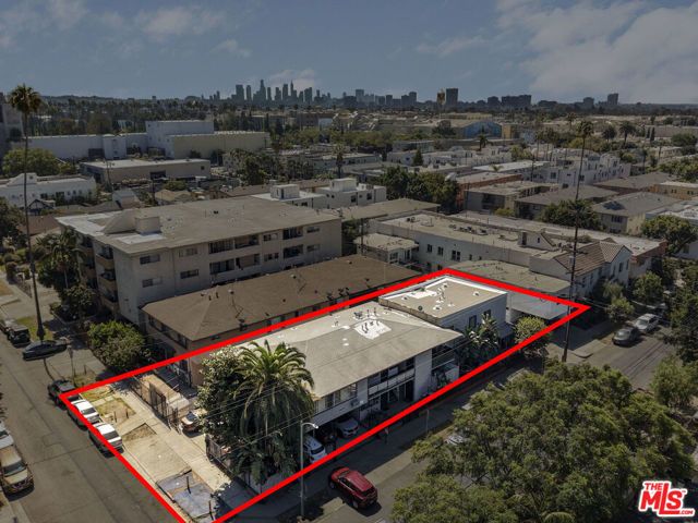 1014 N El Centro Avenue, Los Angeles, CA 90038