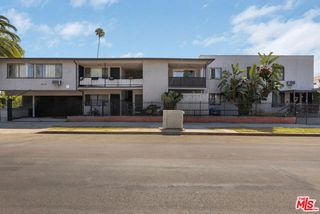 1014 N El Centro Avenue, Los Angeles, CA 90038