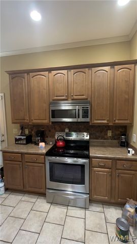 16391 Cherokee Bend, Moundville, AL 35474