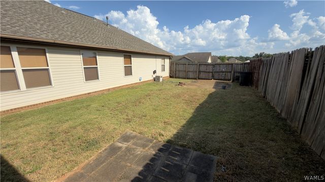 16391 Cherokee Bend, Moundville, AL 35474