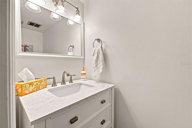 4215 E BAY DRIVE 1403, Clearwater, FL 33764