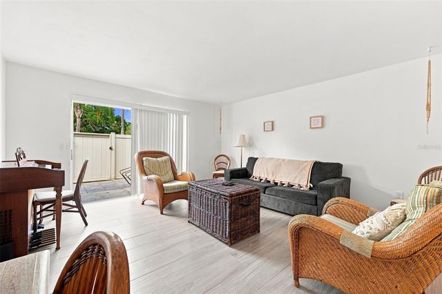 4215 E BAY DRIVE 1403, Clearwater, FL 33764